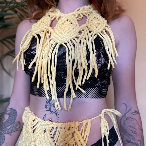 Handmade Macrame Poncho Set - Picture 3 of 5